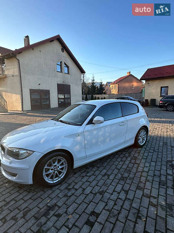 Хетчбек BMW 1 Series 2010 в Львові