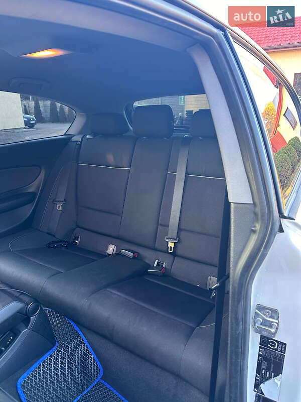 Хетчбек BMW 1 Series 2010 в Львові