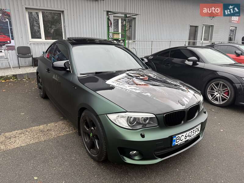 Купе BMW 1 Series 2012 в Киеве
