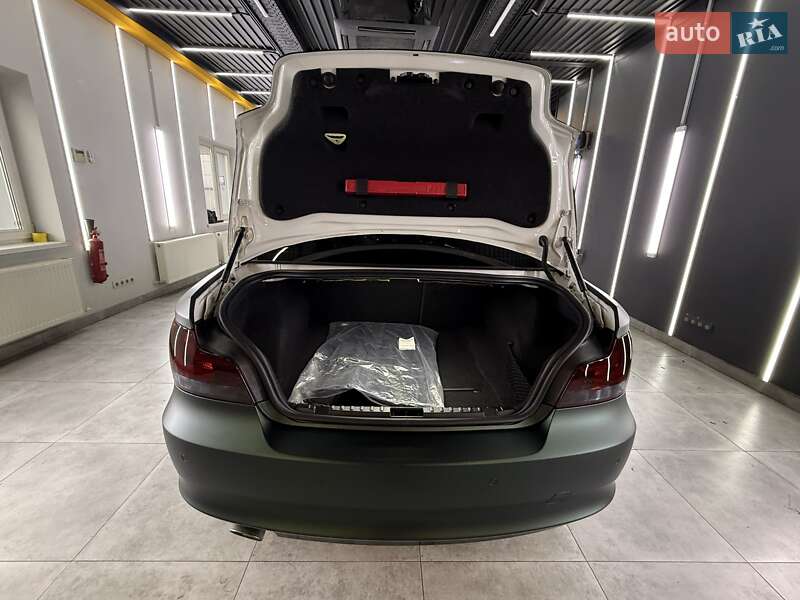 Купе BMW 1 Series 2012 в Киеве