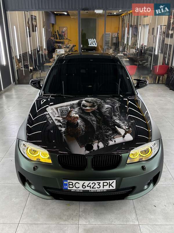 Купе BMW 1 Series 2012 в Киеве