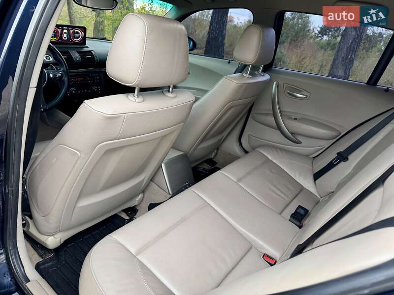 Хэтчбек BMW 1 Series 2006 в Киеве