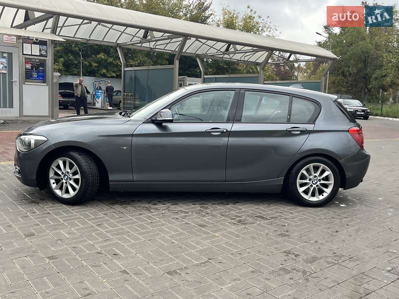 Хэтчбек BMW 1 Series 2011 в Киеве фото 8 Хэтчбек BMW 1 Series 2011 в Киеве