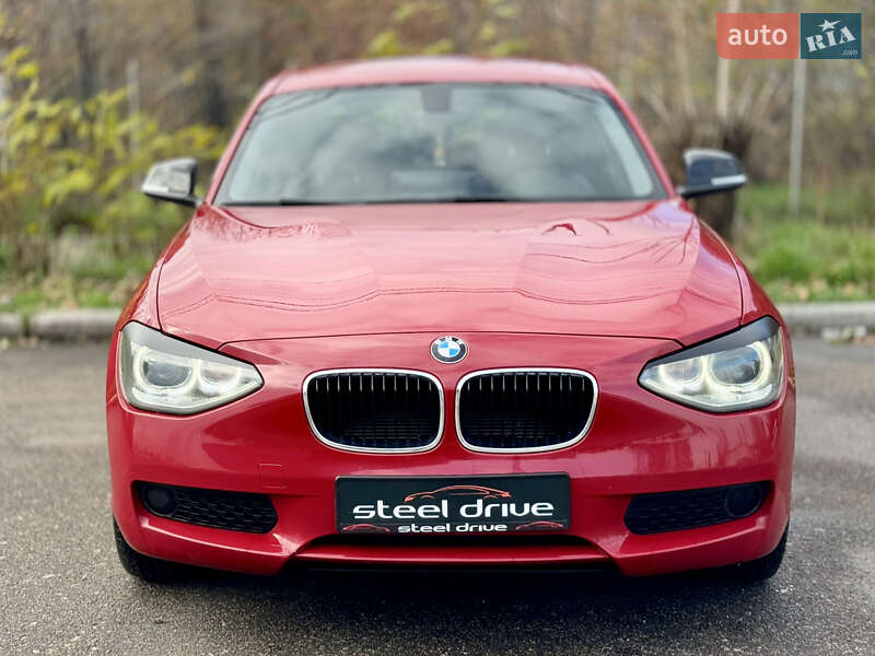 Хэтчбек BMW 1 Series 2012 в Николаеве