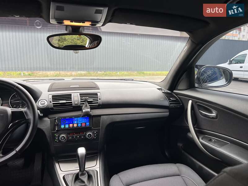 Хэтчбек BMW 1 Series 2010 в Богуславе фото 60 Хэтчбек BMW 1 Series 2010 в Богуславе