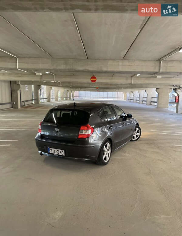 Хэтчбек BMW 1 Series 2006 в Киеве