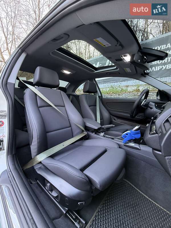 Купе BMW 1 Series 2012 в Киеве