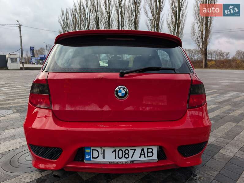 Хэтчбек BMW 1 Series 2005 в Буче