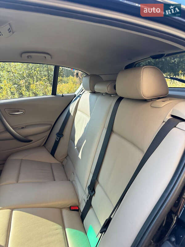 Хэтчбек BMW 1 Series 2006 в Вышгороде