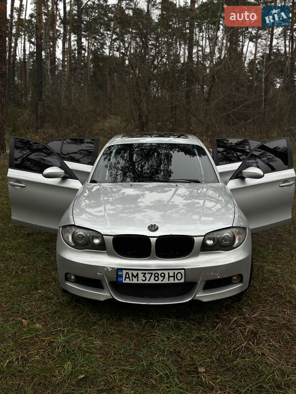 Хэтчбек BMW 1 Series 2006 в Житомире
