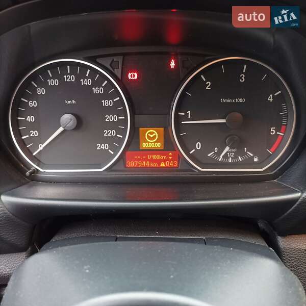 Хэтчбек BMW 1 Series 2007 в Житомире фото 40 Хэтчбек BMW 1 Series 2007 в Житомире