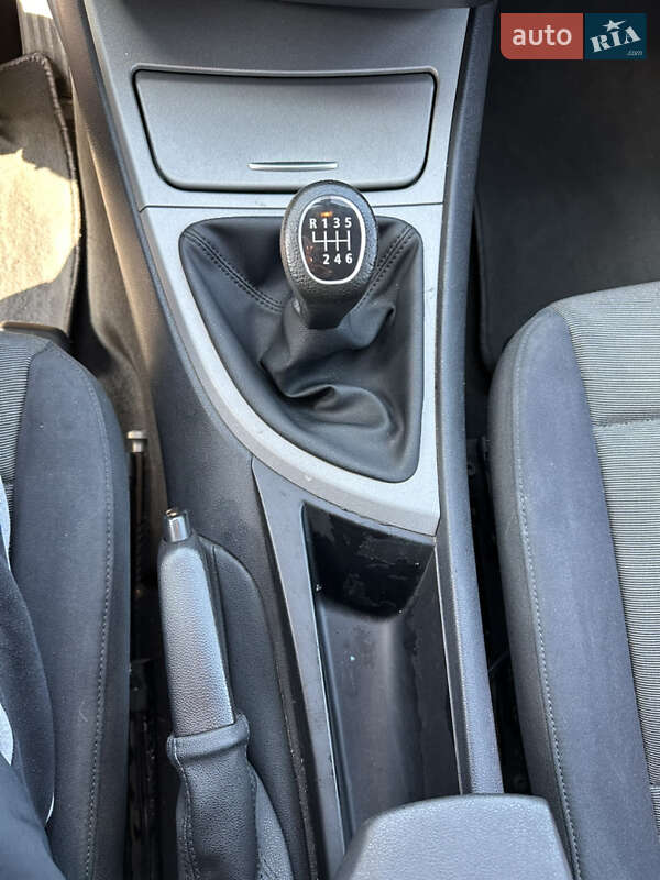 Хетчбек BMW 1 Series 2006 в Івано-Франківську