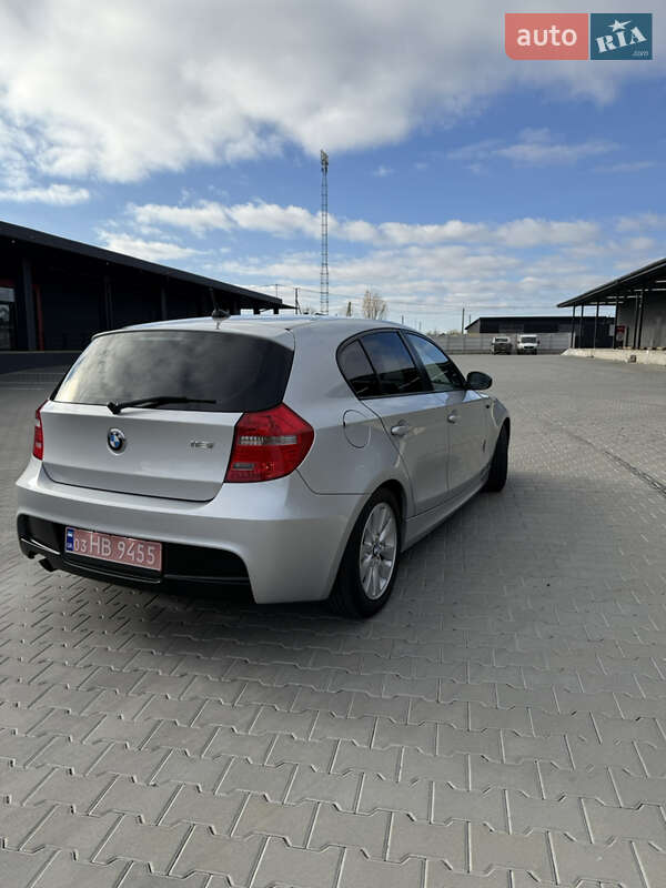Хетчбек BMW 1 Series 2010 в Житомирі