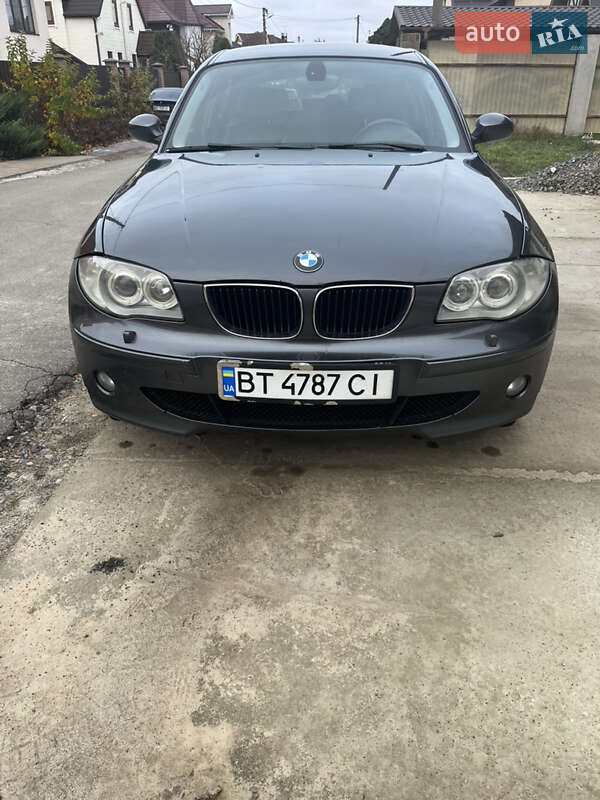 Хэтчбек BMW 1 Series 2005 в Киеве фото 2 Хэтчбек BMW 1 Series 2005 в Киеве