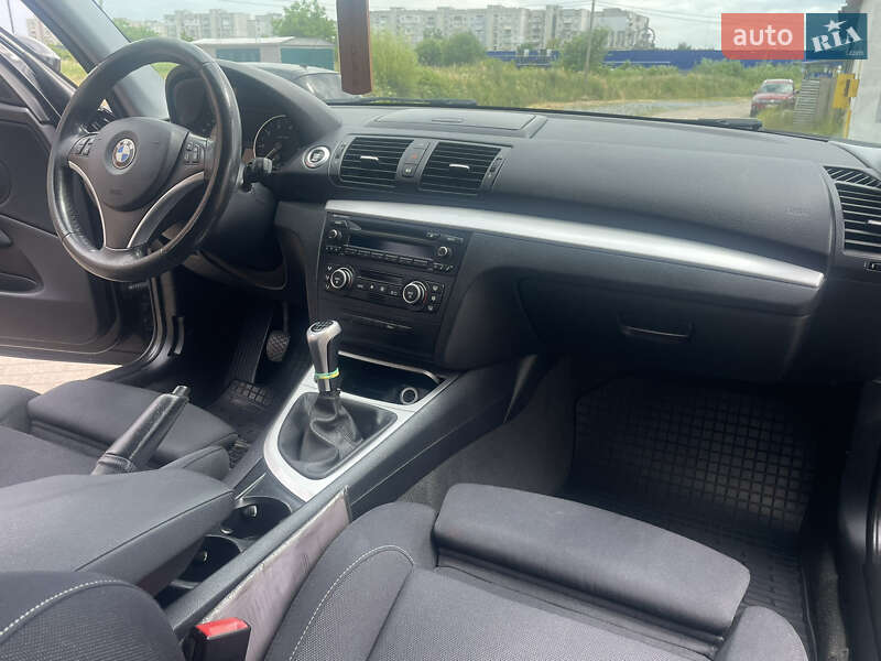 Хэтчбек BMW 1 Series 2008 в Трускавце