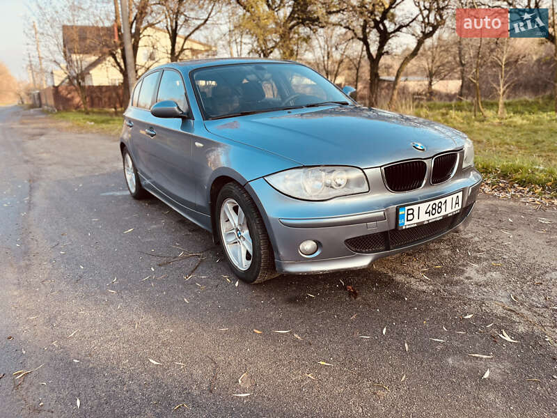 Хэтчбек BMW 1 Series 2005 в Кременчуге