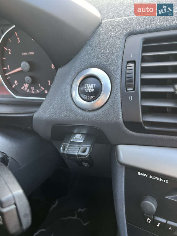 Хэтчбек BMW 1 Series 2005 в Кременчуге