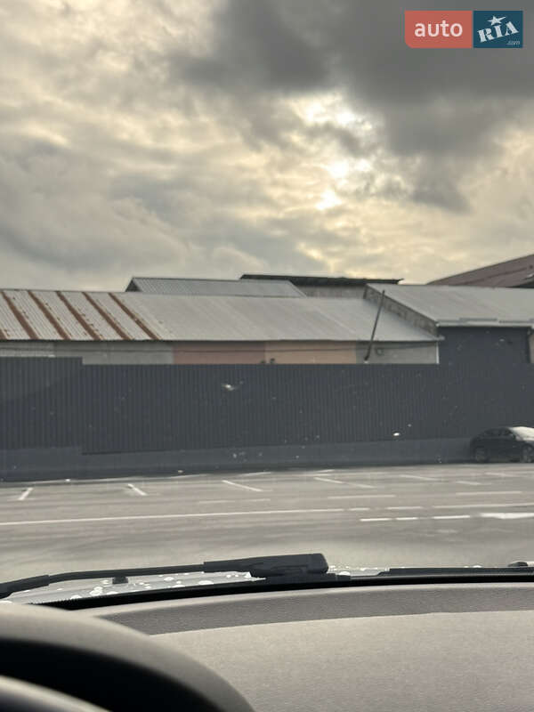 Купе BMW 1 Series 2011 в Киеве