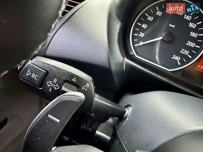 Хетчбек BMW 1 Series 2006 в Києві