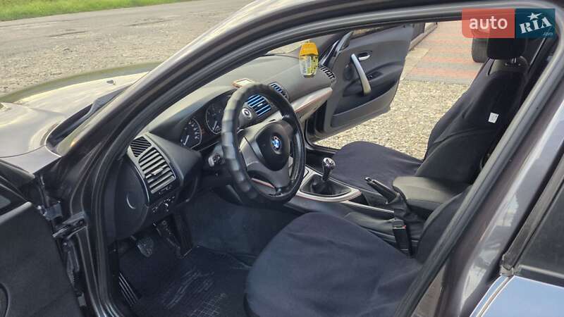 Хэтчбек BMW 1 Series 2005 в Тячеве фото 19 Хэтчбек BMW 1 Series 2005 в Тячеве