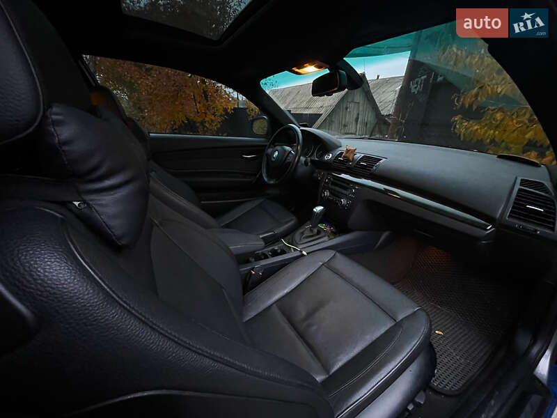 Купе BMW 1 Series 2010 в Тальном