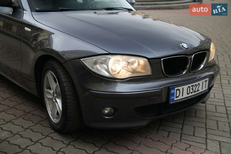 Хэтчбек BMW 1 Series 2005 в Ивано-Франковске