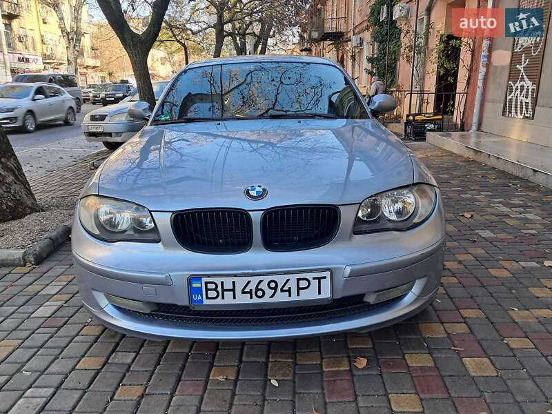 Хетчбек BMW 1 Series 2009 в Одесі фото 3 Хетчбек BMW 1 Series 2009 в Одесі