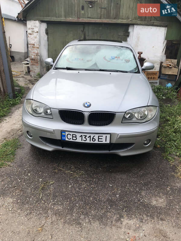 Хэтчбек BMW 1 Series 2005 в Чернигове