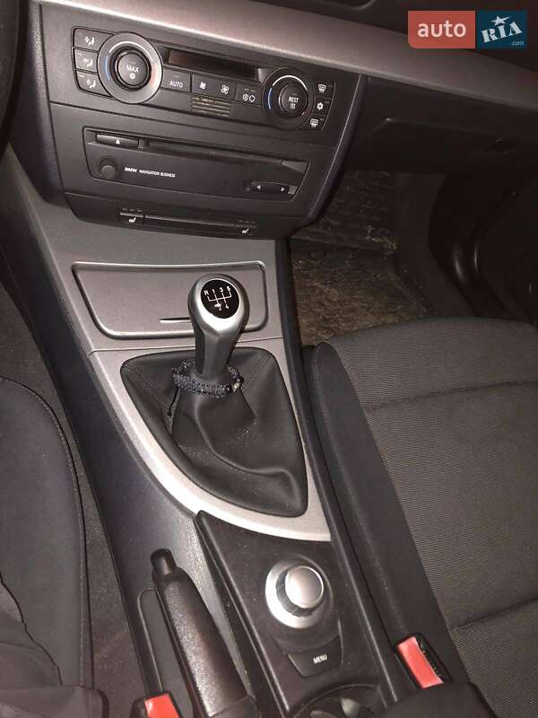 Хэтчбек BMW 1 Series 2005 в Чернигове