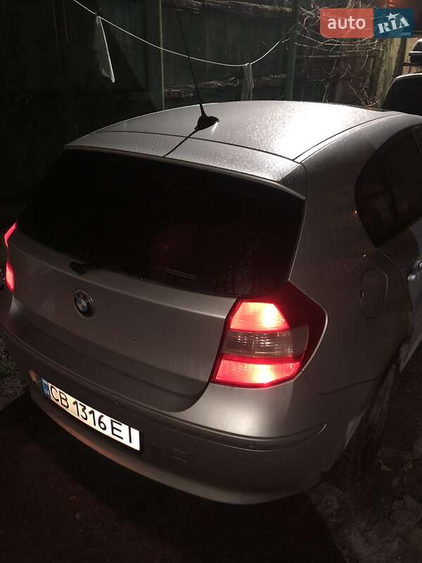Хэтчбек BMW 1 Series 2005 в Чернигове