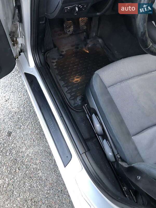 Хэтчбек BMW 1 Series 2005 в Чернигове