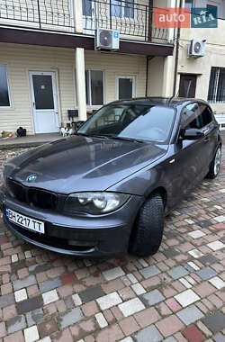 Хэтчбек BMW 1 Series 2007 в Одессе