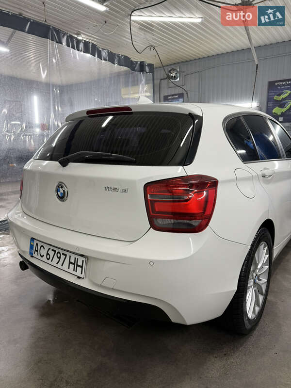 Хетчбек BMW 1 Series 2015 в Києві фото 13 Хетчбек BMW 1 Series 2015 в Києві