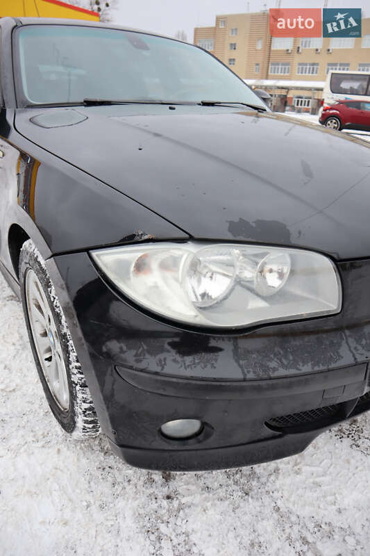 Хэтчбек BMW 1 Series 2006 в Киеве