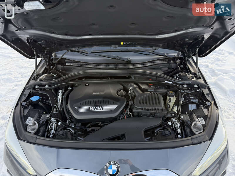Хетчбек BMW 1 Series 2020 в Тернополі