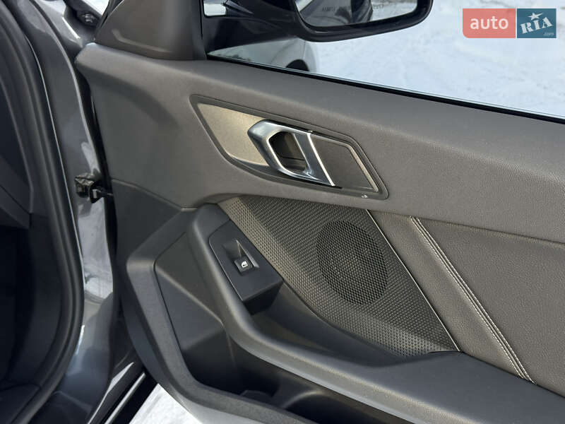 Хетчбек BMW 1 Series 2020 в Тернополі