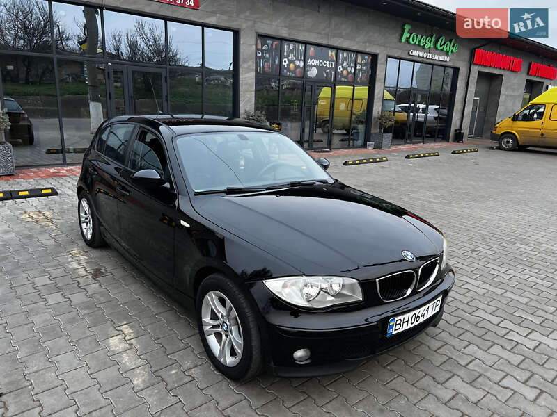 Хэтчбек BMW 1 Series 2004 в Березовке фото 4 Хэтчбек BMW 1 Series 2004 в Березовке