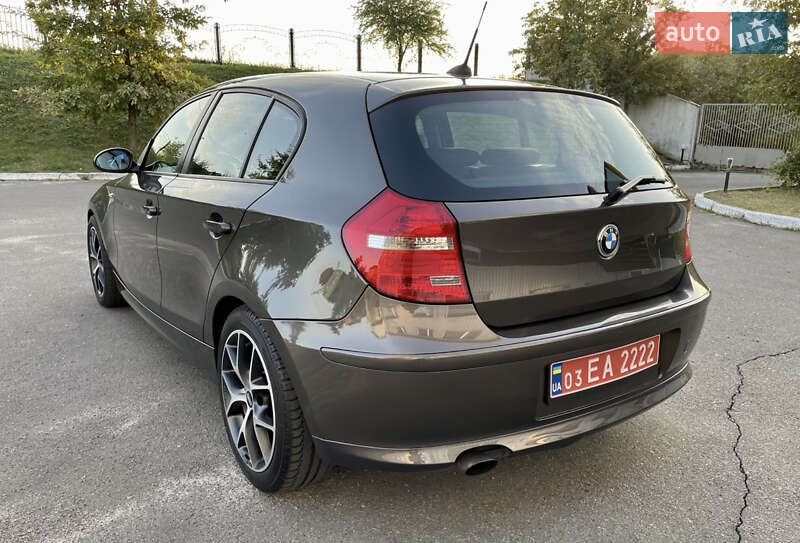 Хетчбек BMW 1 Series 2007 в Сумах
