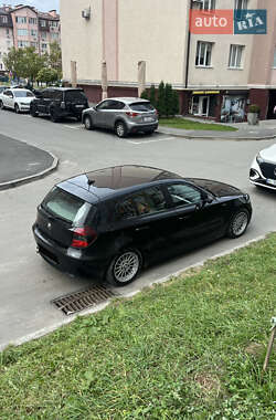 Хетчбек BMW 1 Series 2004 в Ярмолинцях