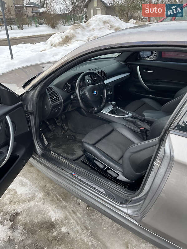 Хэтчбек BMW 1 Series 2009 в Ивано-Франковске фото 9 Хэтчбек BMW 1 Series 2009 в Ивано-Франковске