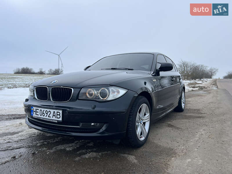 Хэтчбек BMW 1 Series 2010 в Белгороде-Днестровском