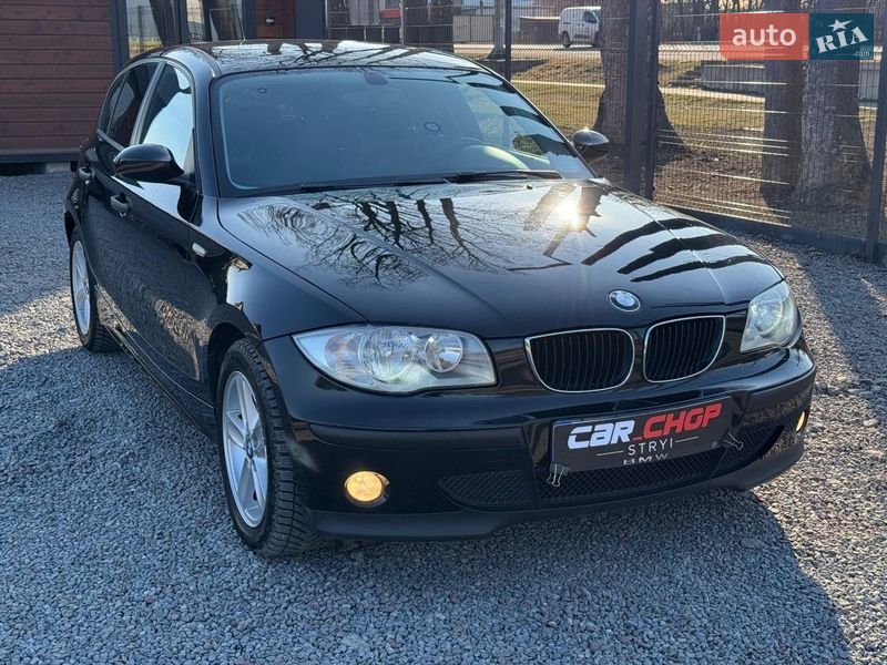 Хэтчбек BMW 1 Series 2004 в Стрые