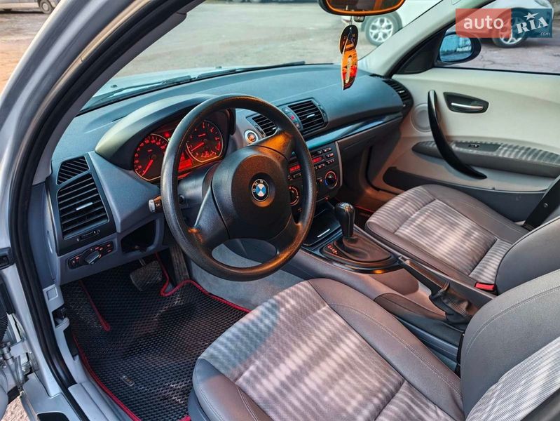 Хэтчбек BMW 1 Series 2006 в Бердичеве