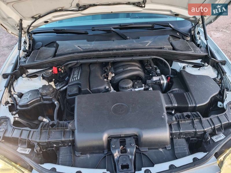 Хэтчбек BMW 1 Series 2006 в Бердичеве