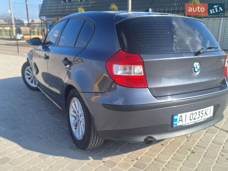 Хэтчбек BMW 1 Series 2006 в Белой Церкви