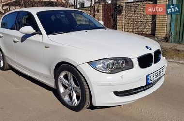 Хэтчбек BMW 1 Series 2008 в Киеве