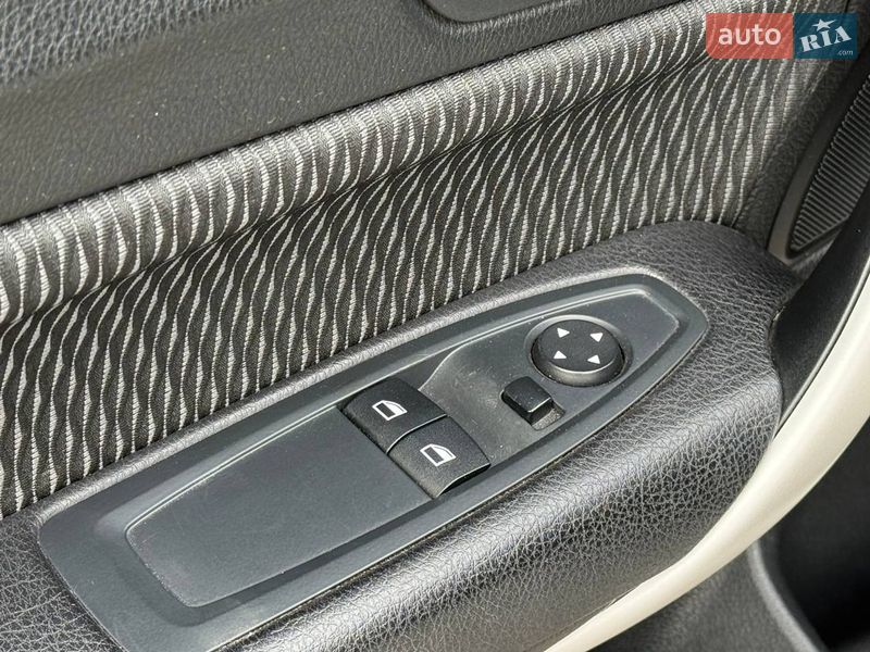 Хэтчбек BMW 1 Series 2017 в Киеве