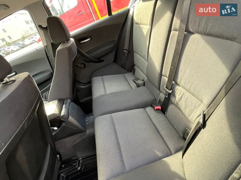 Хэтчбек BMW 1 Series 2006 в Одессе