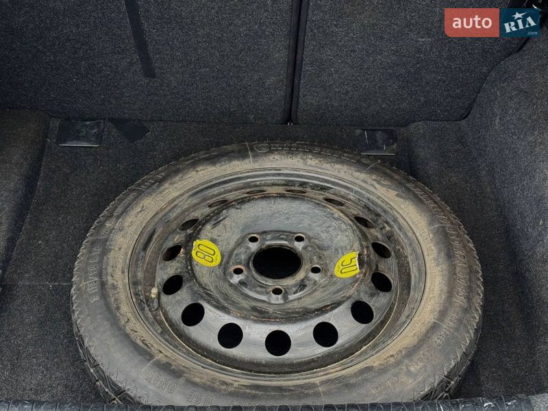 Хэтчбек BMW 1 Series 2011 в Ровно фото 18 Хэтчбек BMW 1 Series 2011 в Ровно