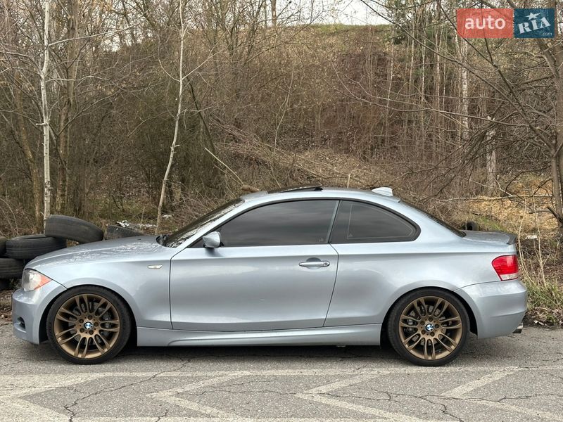 Купе BMW 1 Series 2009 в Киеве